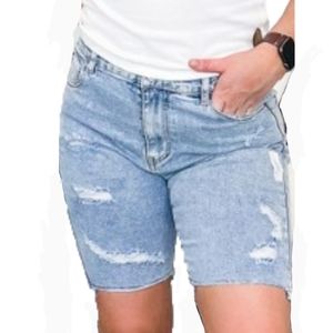 White Birch Light Wash Distressed Bermuda Shorts Size 2XL